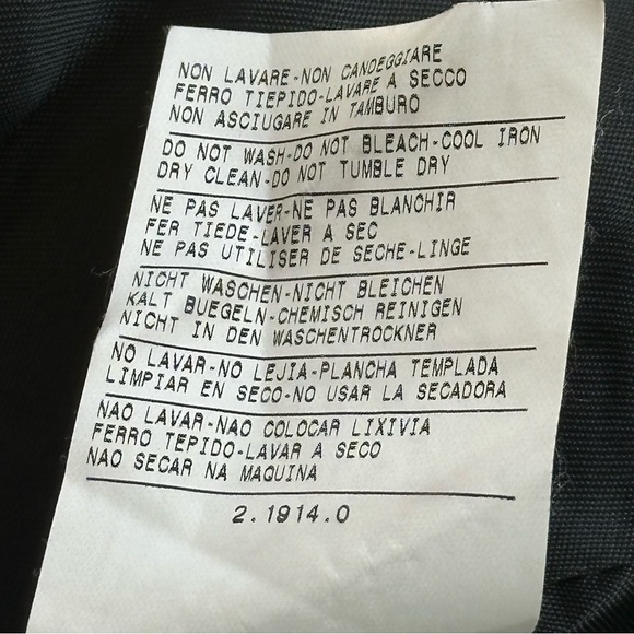 UNITED COLORS of BENETTON Classic 3 Button Wool Blazer Black Size 38 = US Size 2 - Picture 5 of 5